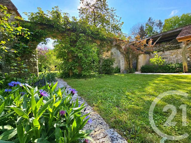 Afficher la photo en grand Maison à vendre - 10 pièces - 301,50 m2 - Compiegne - 60 - PICARDIE