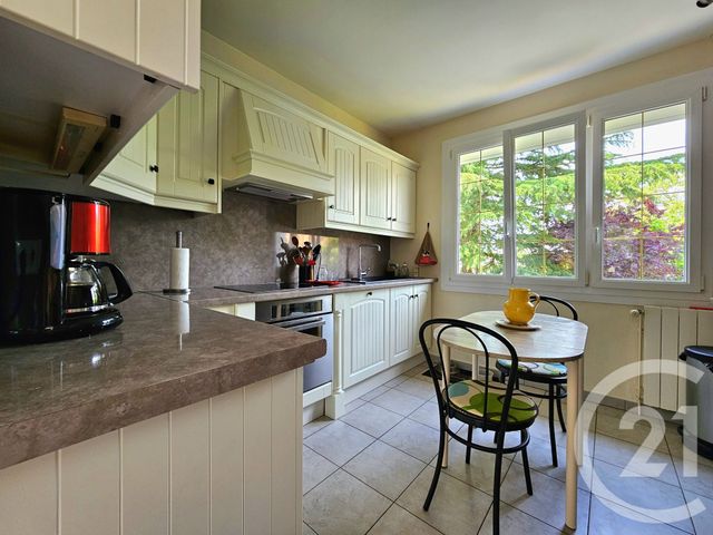 Afficher la photo en grand Maison à vendre - 6 pièces - 163,04 m2 - Estrees St Denis - 60 - PICARDIE