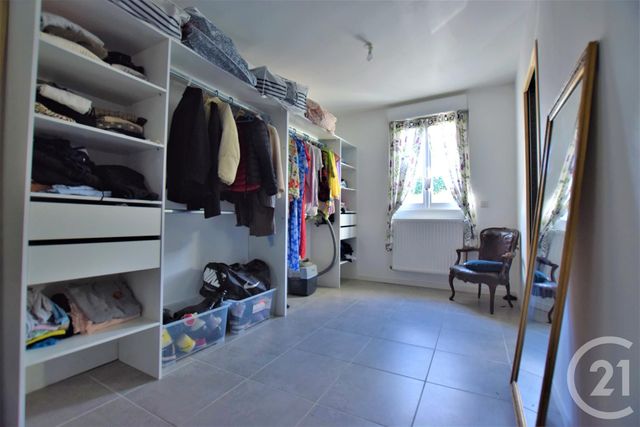 Afficher la photo en grand Maison à vendre - 7 pièces - 164 m2 - Estrees St Denis - 60 - PICARDIE
