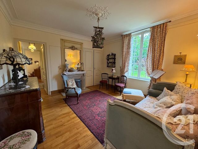 Afficher la photo en grand Maison à vendre - 9 pièces - 230 m2 - Estrees St Denis - 60 - PICARDIE