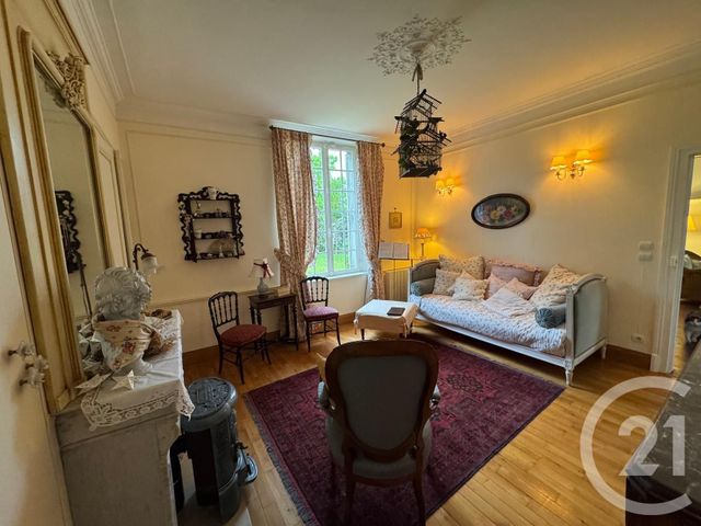 Afficher la photo en grand Maison à vendre - 9 pièces - 230 m2 - Estrees St Denis - 60 - PICARDIE