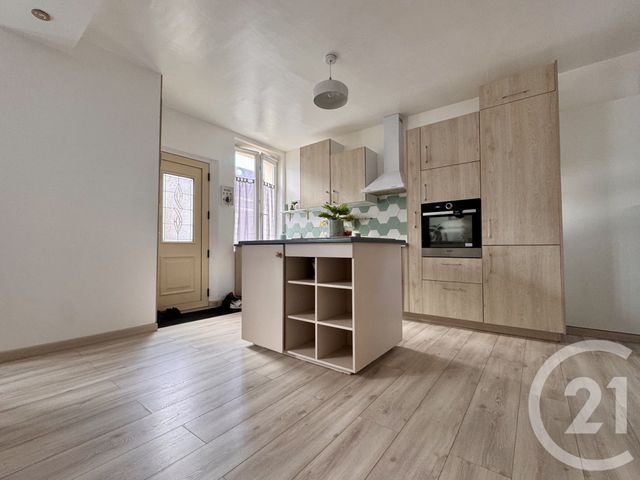 Afficher la photo en grand Maison à vendre - 4 pièces - 111,83 m2 - Estrees St Denis - 60 - PICARDIE