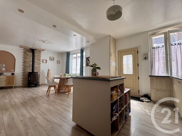 Afficher la photo en grand Maison à vendre - 4 pièces - 111,83 m2 - Estrees St Denis - 60 - PICARDIE
