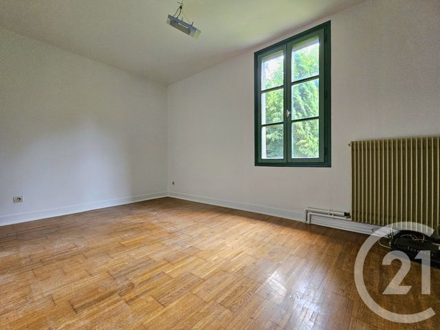 Afficher la photo en grand Maison à vendre - 8 pièces - 196 m2 - Estrees St Denis - 60 - PICARDIE