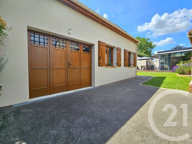 Afficher la photo en grand Maison à vendre - 8 pièces - 171 m2 - Sacy Le Grand - 60 - PICARDIE