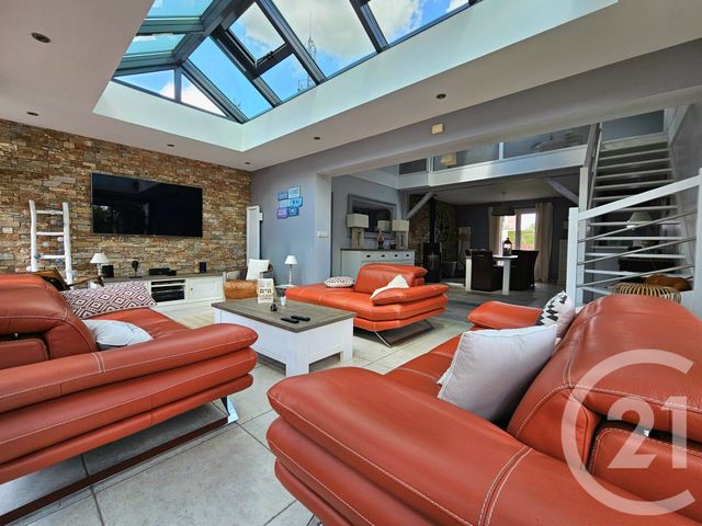 Afficher la photo en grand Maison à vendre - 8 pièces - 171 m2 - Sacy Le Grand - 60 - PICARDIE