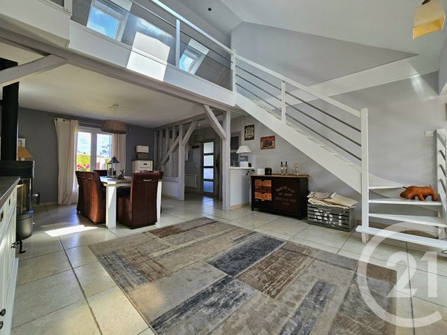 Afficher la photo en grand Maison à vendre - 8 pièces - 171 m2 - Sacy Le Grand - 60 - PICARDIE