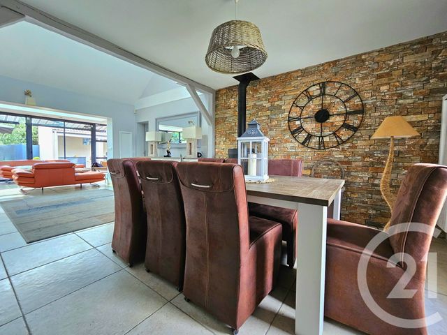 Afficher la photo en grand Maison à vendre - 8 pièces - 171 m2 - Sacy Le Grand - 60 - PICARDIE