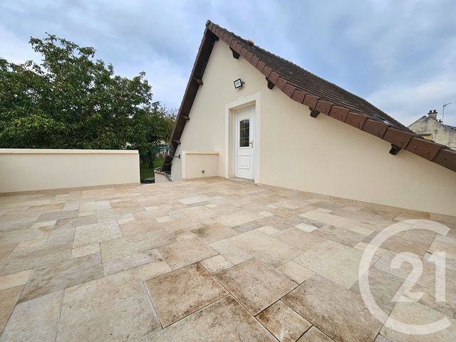 Afficher la photo en grand Appartement F3 à vendre - 4 pièces - 65 m2 - Rieux - 60 - PICARDIE