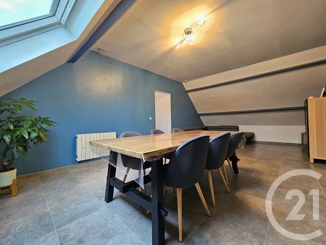 Afficher la photo en grand Appartement F3 à vendre - 4 pièces - 65 m2 - Rieux - 60 - PICARDIE