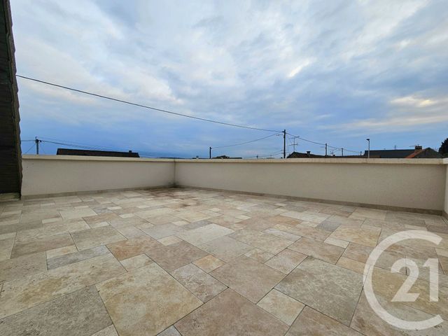 Afficher la photo en grand Appartement F3 à vendre - 4 pièces - 65 m2 - Rieux - 60 - PICARDIE
