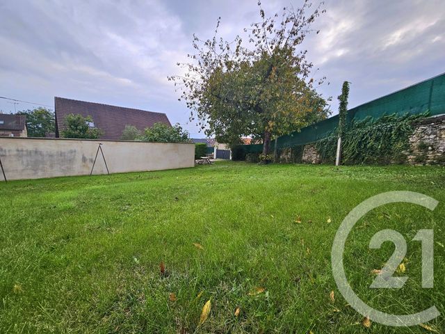 Afficher la photo en grand Appartement F3 à vendre - 4 pièces - 65 m2 - Rieux - 60 - PICARDIE
