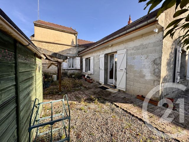 Afficher la photo en grand Maison à vendre - 6 pièces - 185 m2 - Orrouy - 60 - PICARDIE