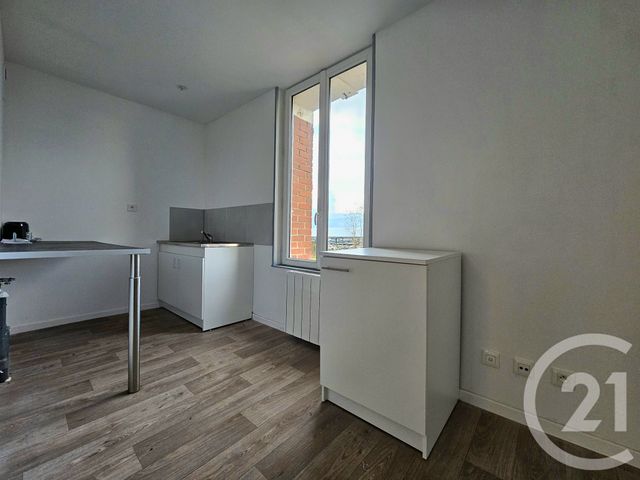 Afficher la photo en grand Appartement F2 à louer - 2 pièces - 36,90 m2 - Choisy La Victoire - 60 - PICARDIE