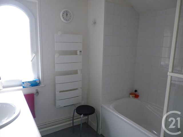 Maison à louer - 5 pièces - 122,54 m2 - Chevrieres - 60 - PICARDIE