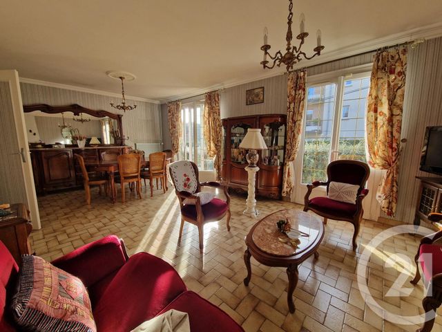 Afficher la photo en grand Maison à vendre - 4 pièces - 140 m2 - St Just En Chaussee - 60 - PICARDIE