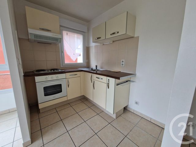 Afficher la photo en grand Appartement F3 à vendre - 3 pièces - 50 m2 - St Just En Chaussee - 60 - PICARDIE